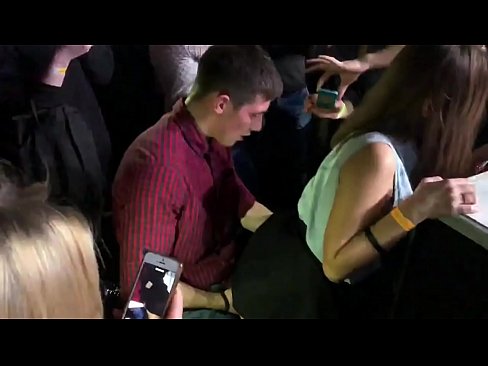 ❤️ ရုရှားနိုက်ကလပ်တစ်ခုတွင် အမှန်တကယ် လိင်ဆက်ဆံခြင်း။ အသက် 18 နှစ်အရွယ် ရုရှားမိန်းကလေးတစ်ဦး နိုက်ကလပ်တွင် စအိုနှင့်အင်္ဂါဇာတ်ဖြင့် ဖောက်ထွင်းခံခဲ့ရသည်။ ❌ Porno မှာ porn my.porn-impact.ru ❌️❤